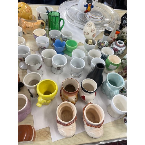 286 - Large selection of miscellaneous items to include egg cups, salt and pepper pots etc