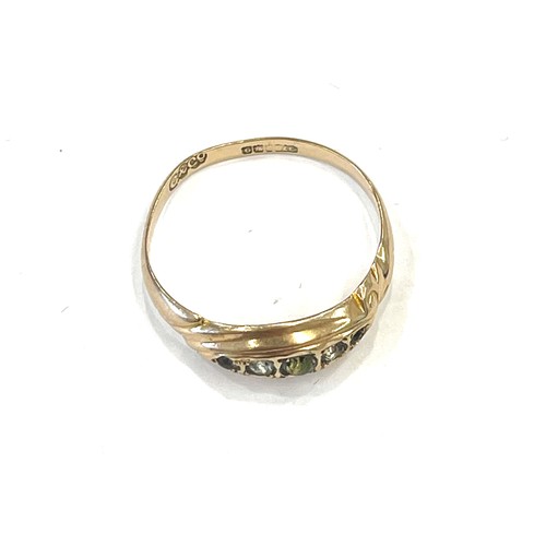 108 - 9ct Gold 5 stone set ring, Ring size approx Q, total weight 1.2g