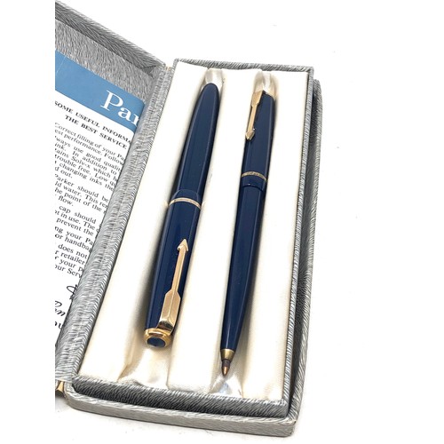 488 - 14ct gold nib parker junior  fountain pen and ballpoint pen set boxed