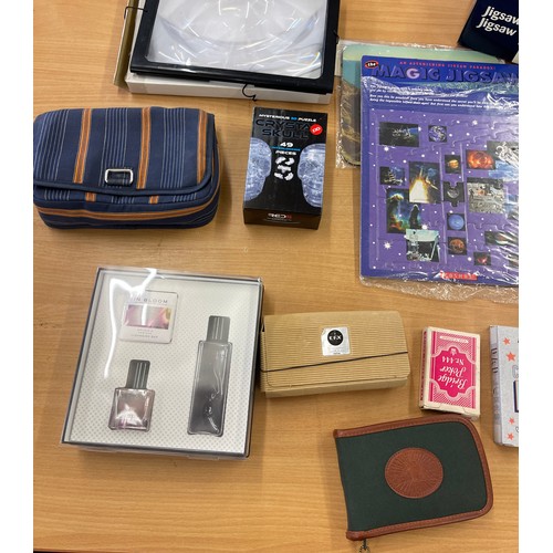 305 - Large selection of gift sets,travels sets, puzzles etc