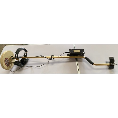 275 - Sabre testro metal detector, untested