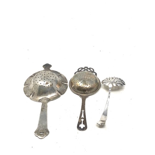1 - Silver strainer spoons weight 100g