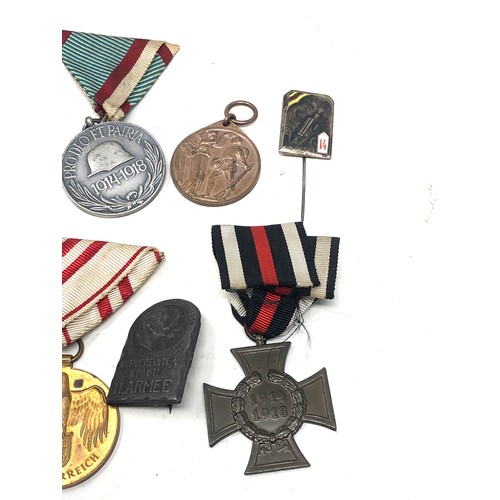 463 - collection of ww1 &ww2 medals & badges includes german ww2 eastern front ww1 hungary medal etc