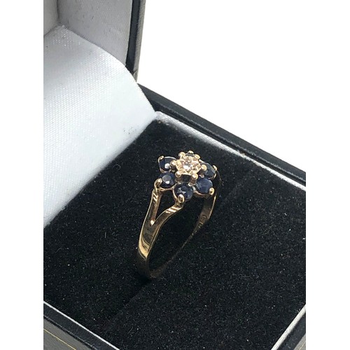 353 - 9ct gold diamond & sapphire ring (1.7g)