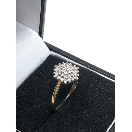 352 - 9ct gold vintage diamond cluster dress ring (2.4g)