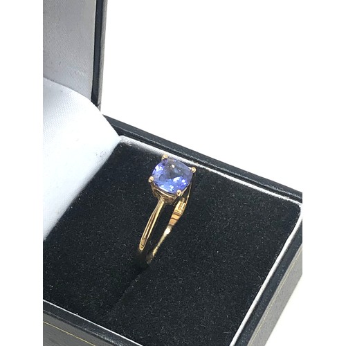 271 - 9ct gold tanzanite ring (2.3g)