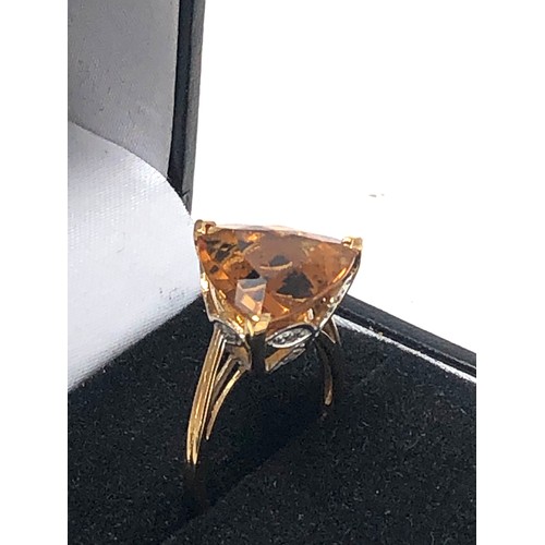 297 - 9ct gold citrine & diamond butterfly motif cocktail ring (3.9g)