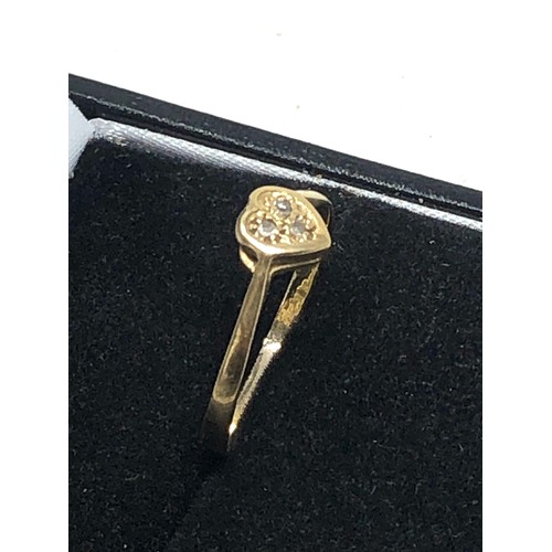 263 - 9ct gold diamond heart ring (0.7g)