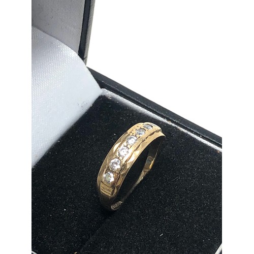 267 - 9ct gold clear stone ring (1.7g)