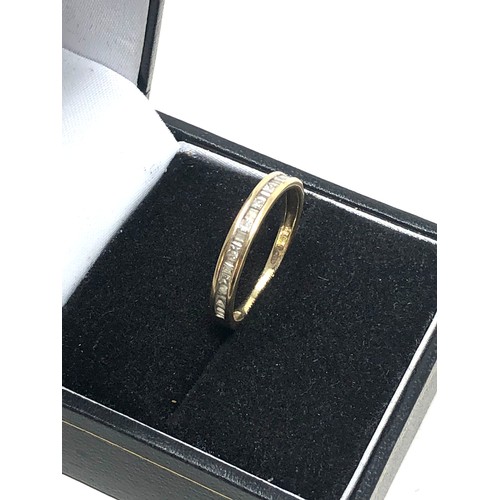 308 - 9ct gold diamond  ring (1.5g)