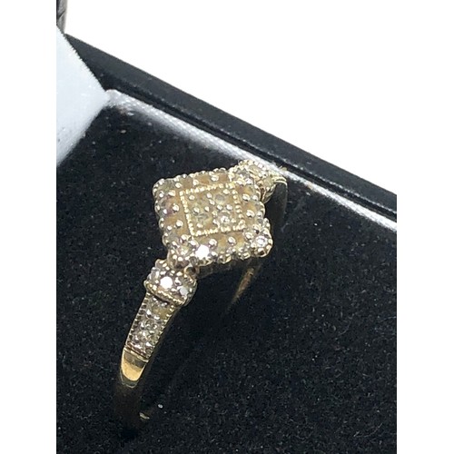 328 - 9ct white gold diamond  ring (2.2g)