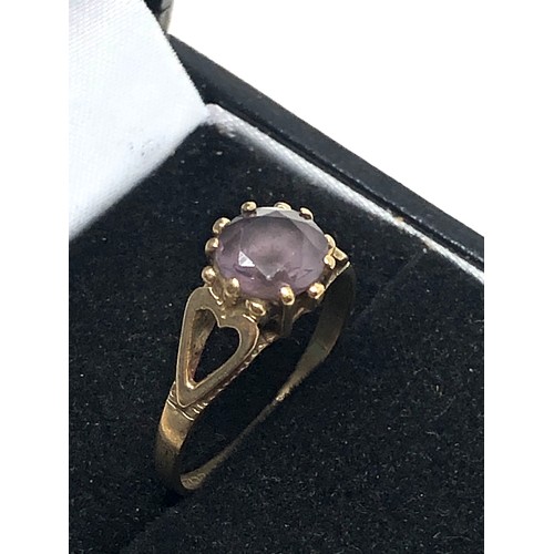 334 - 9ct gold amethyst single stone ring (1.8g)