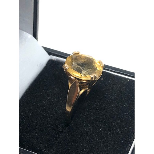 189 - 9ct gold  citrine ring (3g)