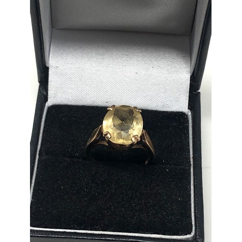 193 - 9ct gold citrine ring (3g)