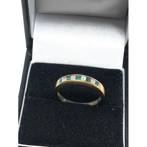 196 - 9ct gold emerald & diamond ring (2g)