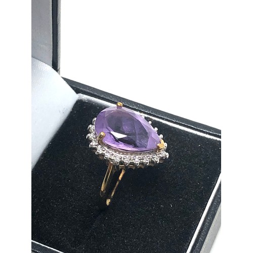 207 - 9ct gold diamond amethyst  ring (4.2g)