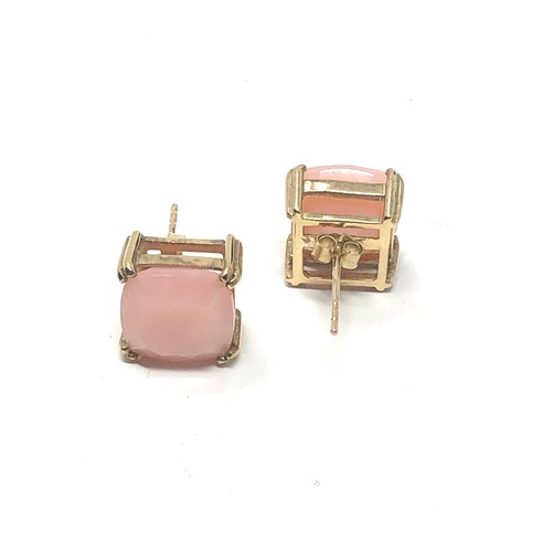 186 - 9ct gold framed pink opal stud earrings (3.8g)