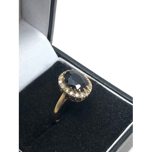 160 - 9ct gold diamond & sapphire ring (2.6g)