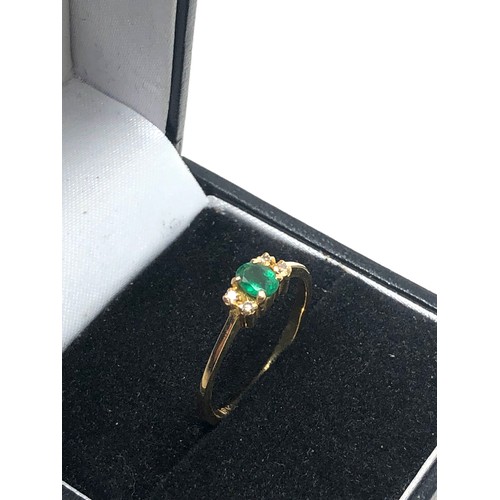 150 - 18ct gold diamond emerald ring (2.2g)