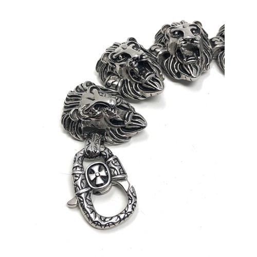 423 - Chunky Lion Head Statement Bracelet (140g)