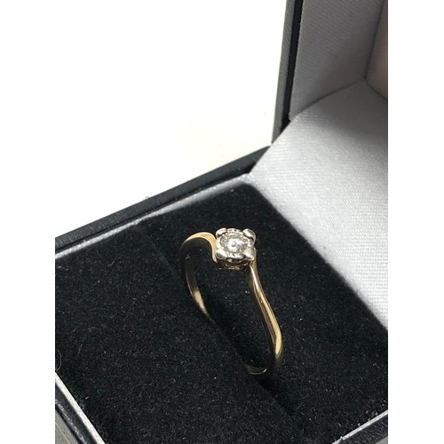 78 - 9ct gold diamond ring weight 1.6g