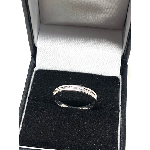 84 - 9ct white gold diamond ring weight 2.1g