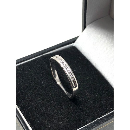 84 - 9ct white gold diamond ring weight 2.1g