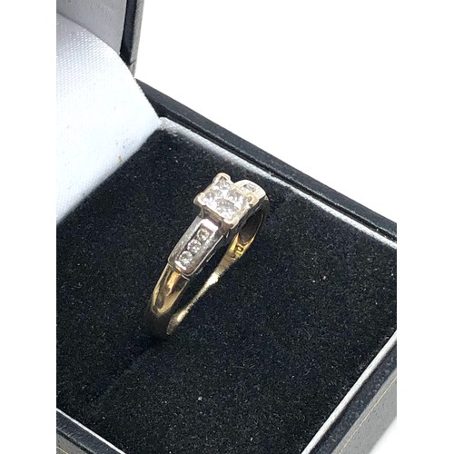 96 - 9ct gold diamond ring weight 2.5g