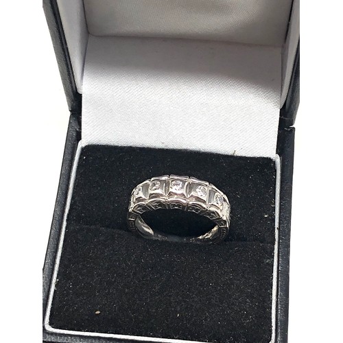 101 - 9ct white gold diamond ring weight 3.8g 0.25ct diamonds