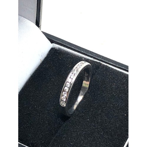 103 - 18ct white gold diamond ring weight 2.9g