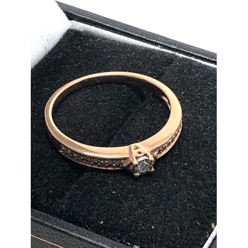 89 - 9ct rose gold diamond ring weight 2.1g