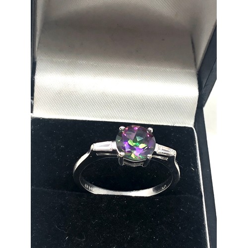 110 - Fine 14ct white gold mystic topaz & diamond ring 3.9g weight