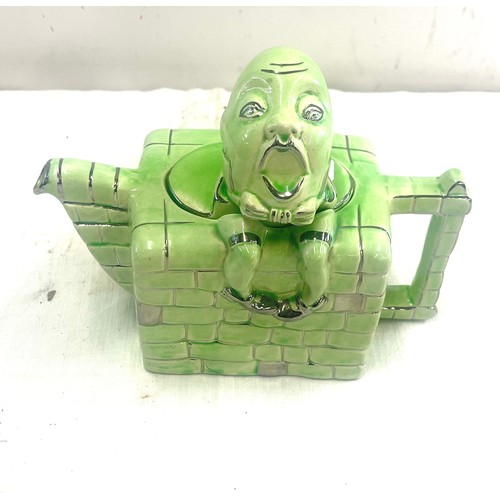 103 - Art Deco Lingard humpty dumpty tea pot