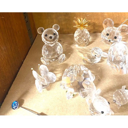 123 - Selection of glass animal figurines includes Swarovski etc