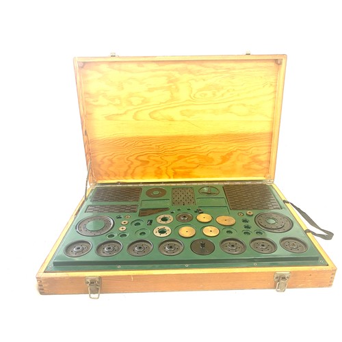 315 - Part cased Fac X1 universal construction kit by mark sylwan AB