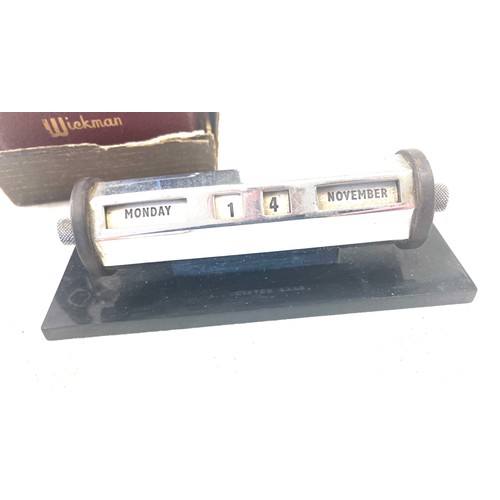 555 - Selection of miscellaneous includes Desk calendar, Opera glasses and a boxed Barclay table lighter