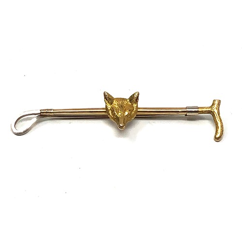 53 - Fine vintage 9ct gold foxes head & crop  brooch full gold hallmarks weight 9.4g