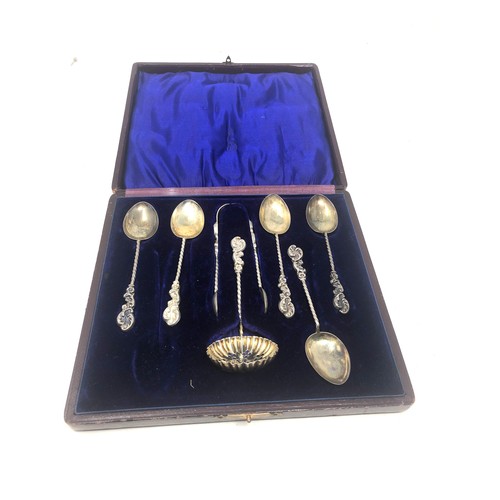 47 - boxed silver tea spoons sugar tongs & shifter spoon missing tea spoon
