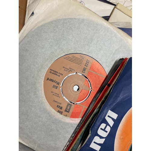 114 - Large selection of assorted 45s includes Jim Reeves, Elvis Presley etc