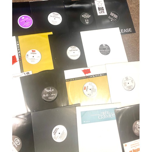 160 - Large selection of 12inch Soul, Dance and R&B singles to include DJ promo, Caron Wheeler, Feel it, B... 