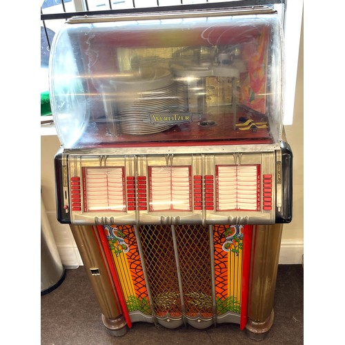 1 - An Original 1950's Wurlitzer 1250 Jukebox, working order however in need of new playing lever