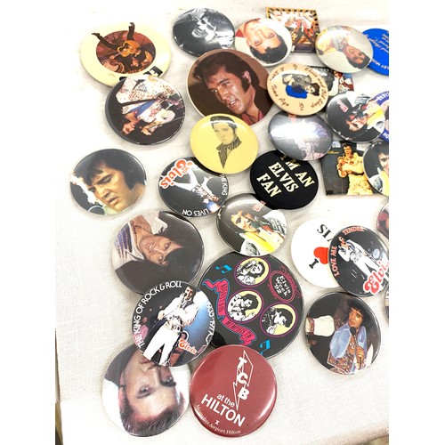 385 - Selection of assorted Elvis badges