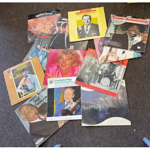 179 - Large selection of assorted records includes Rod Stewart, Scott Joplin, Bob crosby etc