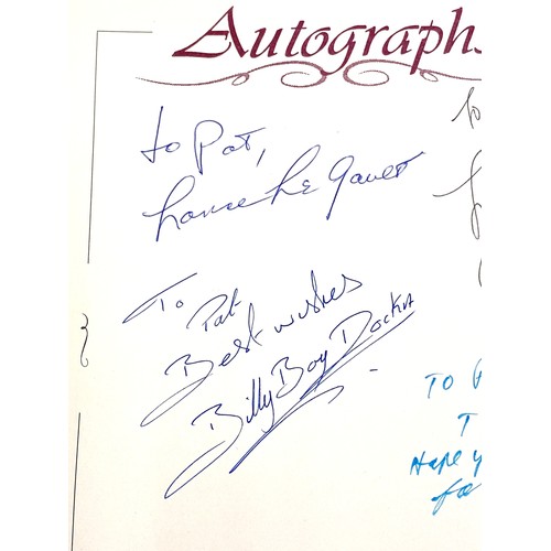 417 - Friend of Elvis Autographs Memphis 92 includes Billy Boy docka, Le Gauer etc