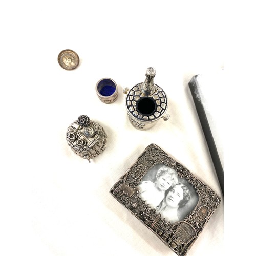 594 - Selection of miscellaneous items includes 1890s button hook, swiss hunter watch etc