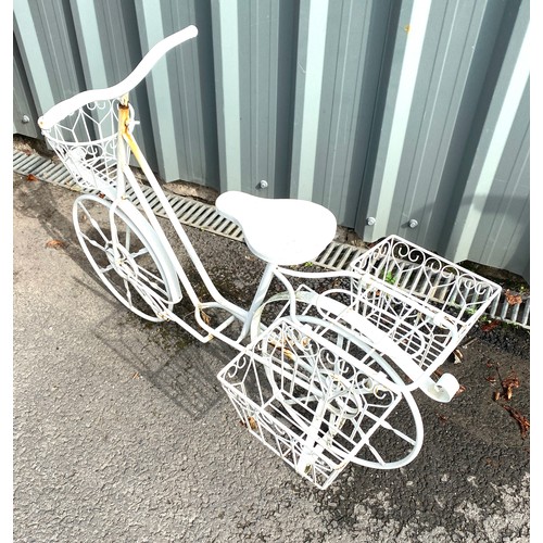 101D - Vintage metal bike with plant stands