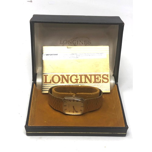 470 - Boxed gents Longines wristwatch the watch winds and ticks