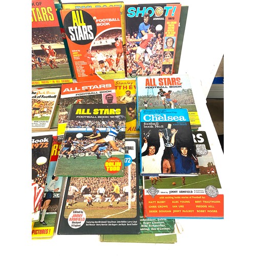 315 - Large selection of vintage and later assorted football books to include Soccer Stars, All Stars etc