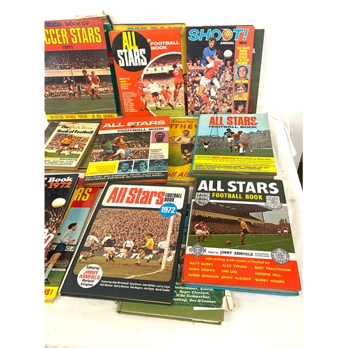 315 - Large selection of vintage and later assorted football books to include Soccer Stars, All Stars etc