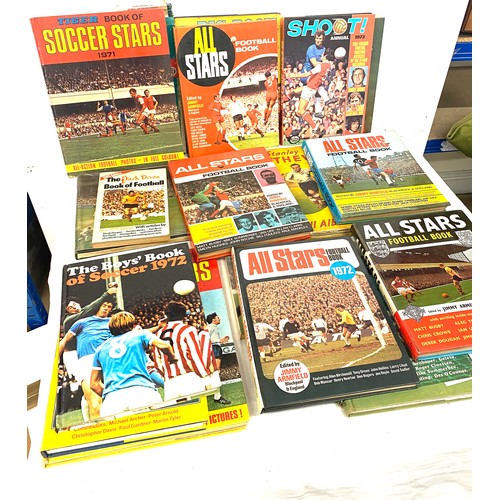 315 - Large selection of vintage and later assorted football books to include Soccer Stars, All Stars etc